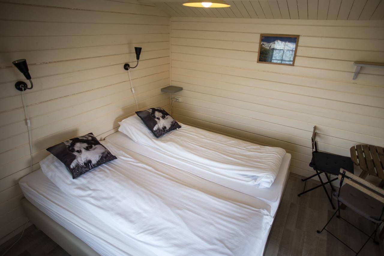 Efri-Vik Bungalows Kirkjubaejarklaustur Exterior photo